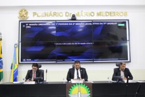 Câmara convida secretária municipal de Educação para prestar esclarecimentos.